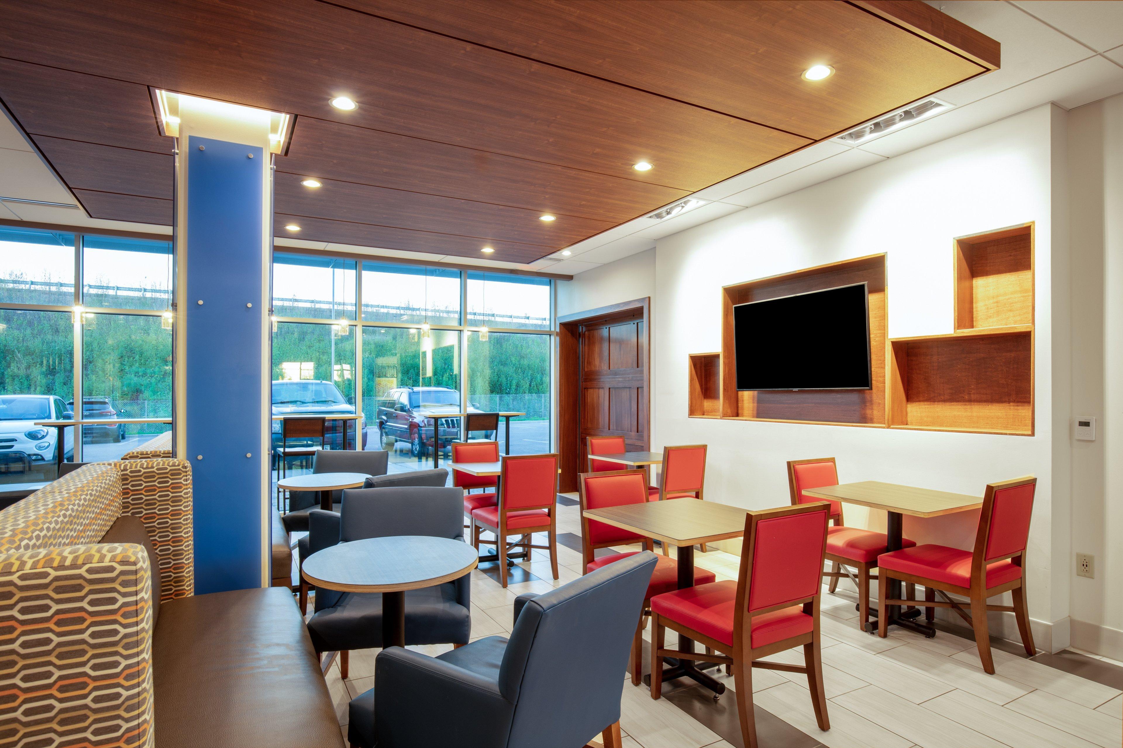 Express & - By Ihg Hotel 3*