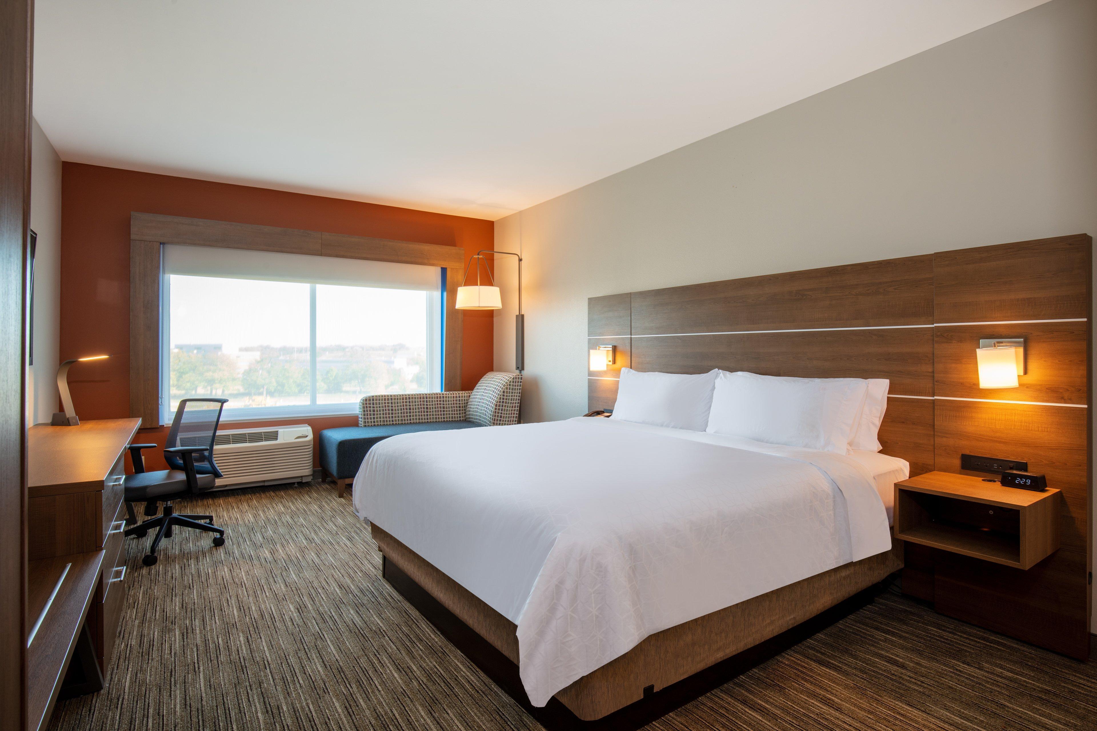 Hotel Express & - By Ihg 3*
