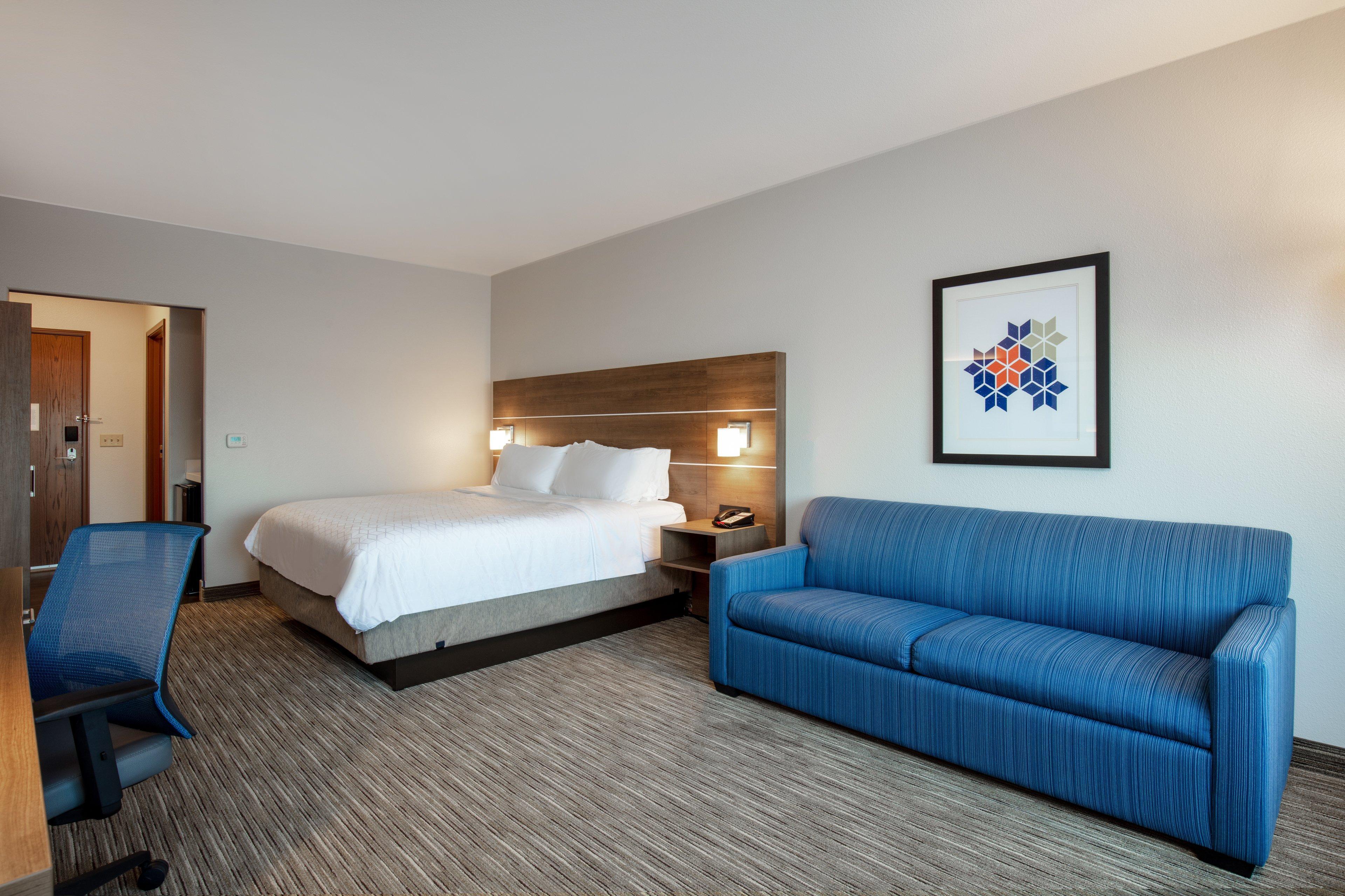 Express & - By Ihg