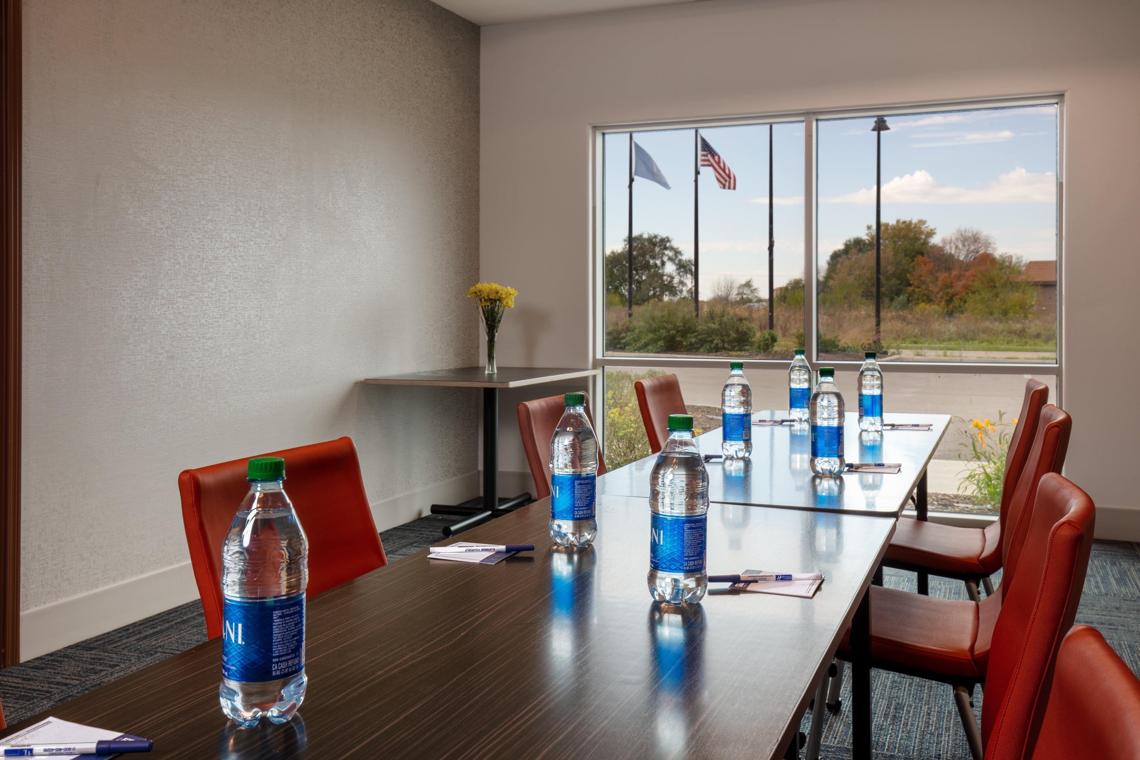 Hotel Express & - By Ihg Beloit