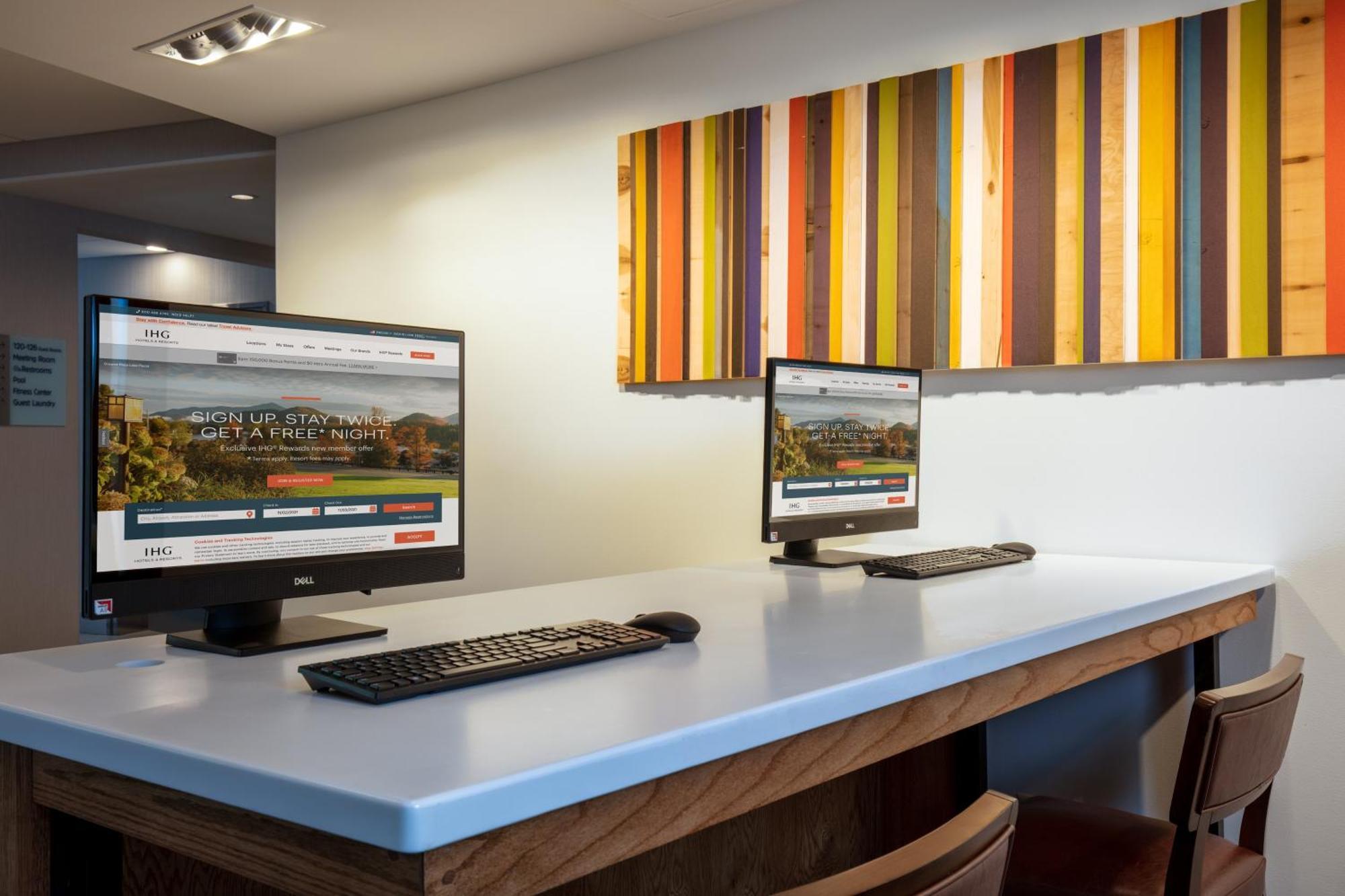 Express & - By Ihg Hotel Beloit