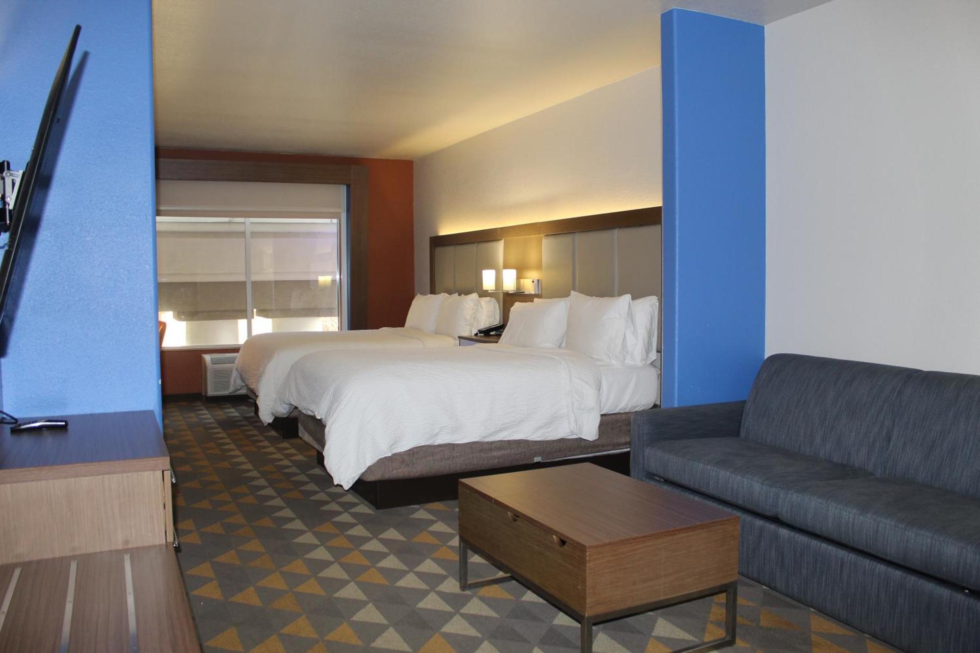 Express & - By Ihg